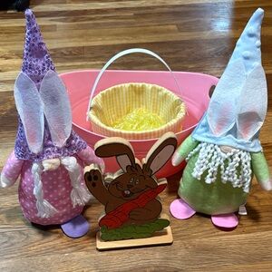 5 piece Easter decor